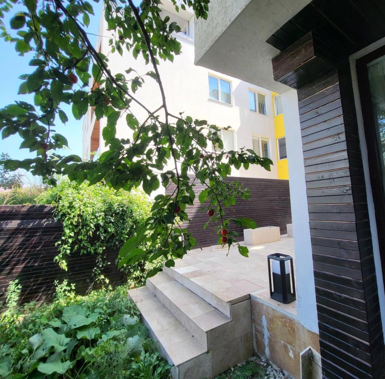 Apartment Cu Terasa Bukarest